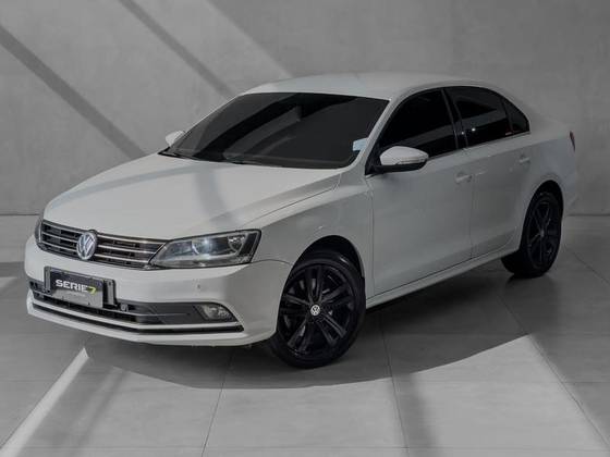 VOLKSWAGEN JETTA 2.0 TSI HIGHLINE 211CV GASOLINA 4P TIPTRONIC VOLKSWAGEN JETTA 2.0 TSI HIGHLINE 211CV GASOLINA 4P TIPTRONIC